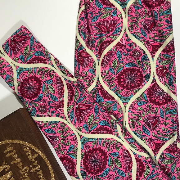 EEB Pants - 🌷 Pink/White Floral Flower Soft Leggings OS